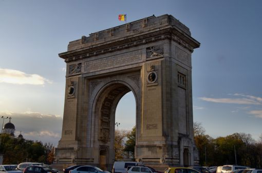  ZAFER TAKI-Arch of Triumph